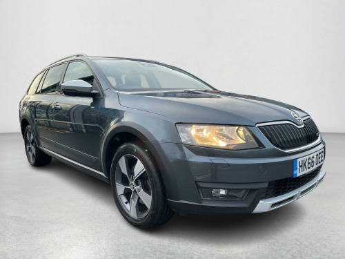 Skoda Octavia  2.0 TDI Scout DSG 4WD Euro 6 (s/s) 5dr