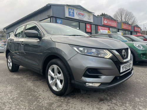 Nissan Qashqai  1.3 DIG-T Acenta Premium Euro 6 (s/s) 5dr 