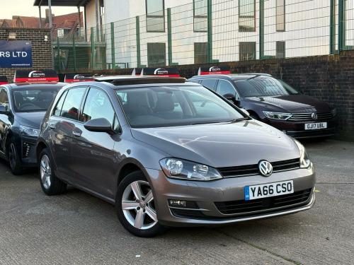 Volkswagen Golf  1.6 TDI BlueMotion Tech Match Edition DSG Euro 6 (s/s) 5dr