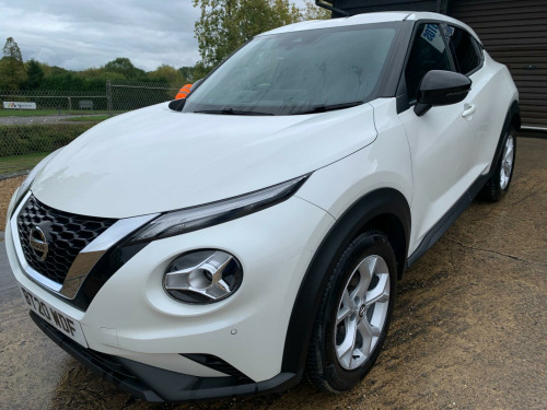 Nissan Juke  1.0 DIG-T N-Connecta Euro 6 (s/s) 5dr