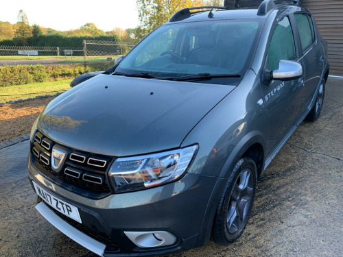 Dacia Sandero Stepway  0.9 TCe SE Summit Euro 6 (s/s) 5dr