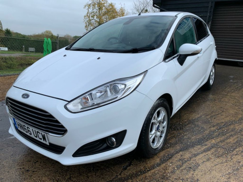 Ford Fiesta  1.5 TDCi ECOnetic Titanium Euro 6 (s/s) 5dr