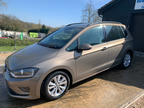 Volkswagen Golf SV  2.0 TDI BlueMotion Tech SE DSG Euro 6 (s/s) 5dr