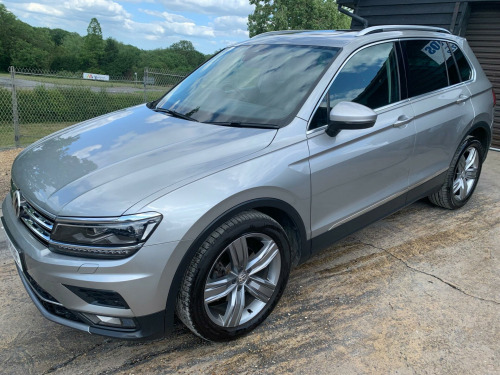 Volkswagen Tiguan  2.0 TDI SEL DSG 4Motion Euro 6 (s/s) 5dr