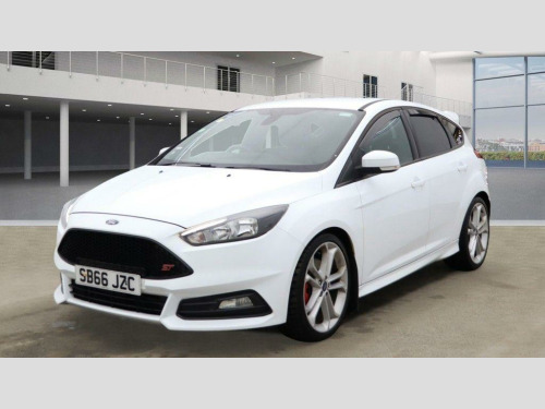 Ford Focus  2.0T EcoBoost ST-2 Euro 6 (s/s) 5dr