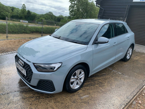 Audi A1  1.0 TFSI 25 Technik Sportback Euro 6 (s/s) 5dr
