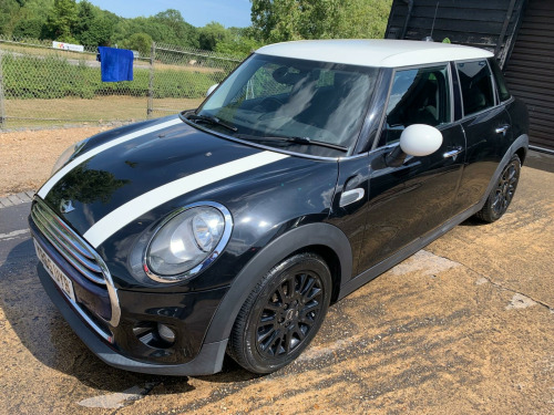 MINI Hatch  1.5 Cooper Euro 6 (s/s) 5dr