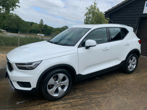 Volvo XC40  1.5 T3 Momentum Euro 6 (s/s) 5dr
