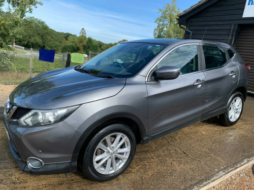 Nissan Qashqai  1.2 DIG-T Acenta 2WD Euro 5 (s/s) 5dr