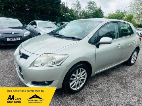 Toyota Auris  1.6 VVT-i T3 5dr