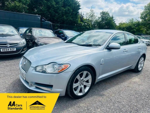 Jaguar XF  3.0d V6 Luxury Auto Euro 5 4dr