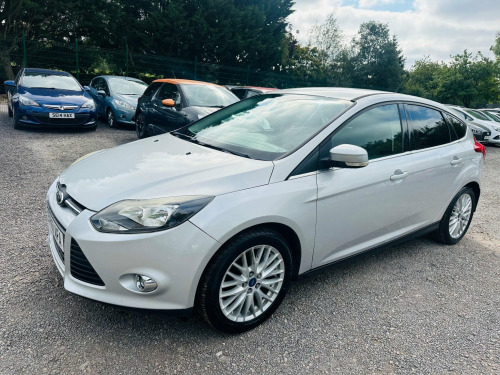 Ford Focus  1.6 Zetec Euro 5 5dr