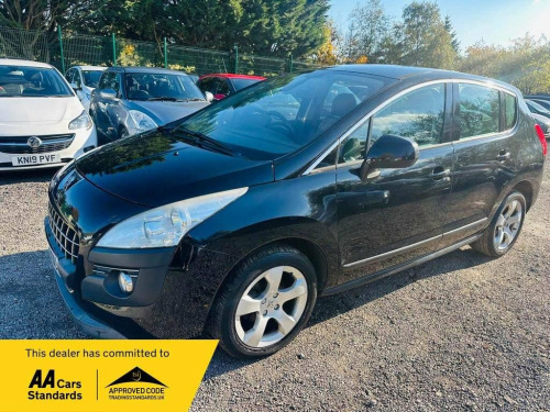 Peugeot 3008 Crossover  1.6 HDi Active Euro 5 5dr