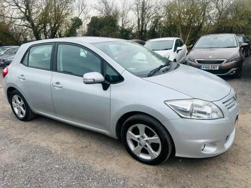Toyota Auris  1.33 Dual VVT-i TR Euro 4 (s/s) 5dr