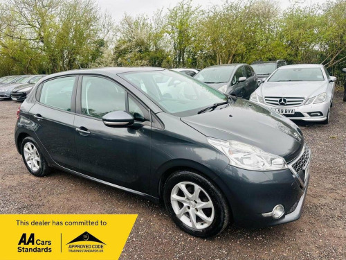 Peugeot 208  1.4 HDi Active Euro 5 5dr