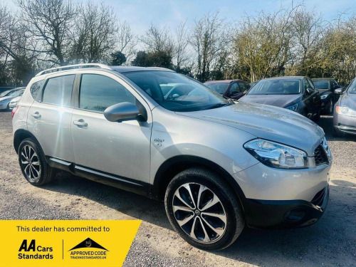 Nissan Qashqai  1.6 n-tec+ 2WD Euro 5 5dr