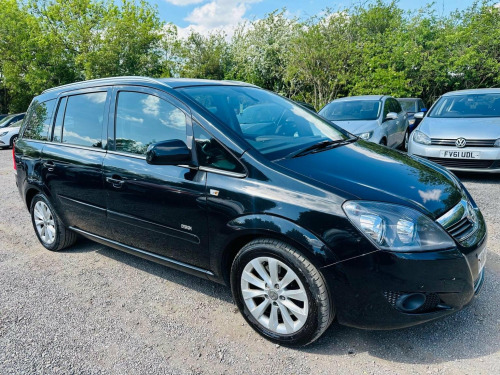 Vauxhall Zafira  1.7 CDTi ecoFLEX Design Euro 5 5dr (SNav)