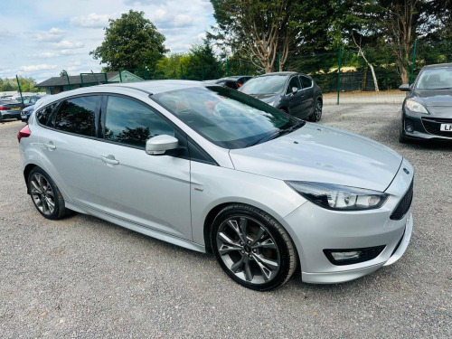 Ford Focus  1.0T EcoBoost ST-Line Euro 6 (s/s) 5dr