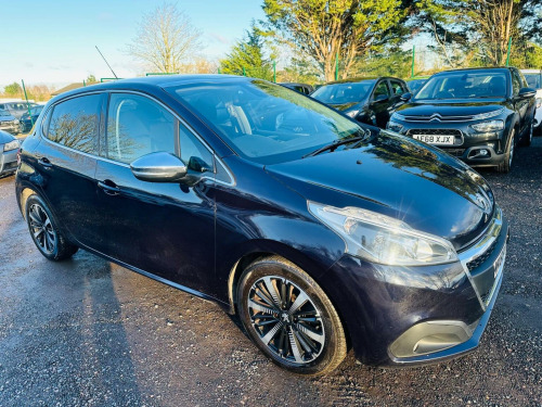 Peugeot 208  1.2 PureTech Allure Premium Euro 6 (s/s) 5dr 