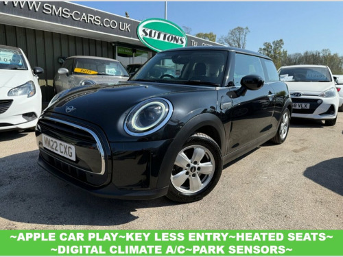 MINI Hatch  1.5 Cooper Classic Hatchback 3dr Petrol Manual Eur