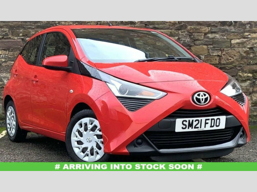 Toyota AYGO  1.0 VVT-i x-play Hatchback 5dr Petrol Manual Euro  