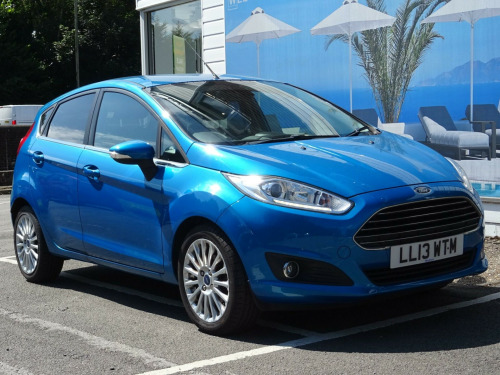 Ford Fiesta  1.0T EcoBoost Titanium Euro 5 (s/s) 5dr