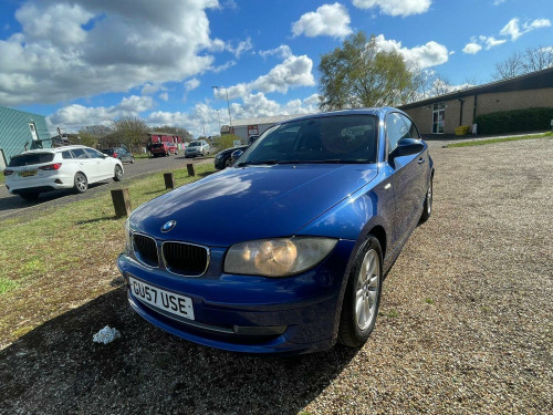 BMW 1 Series  2.0 118i ES 3 door