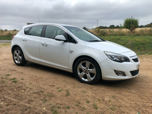 Vauxhall Astra  2.0 CDTi SRi