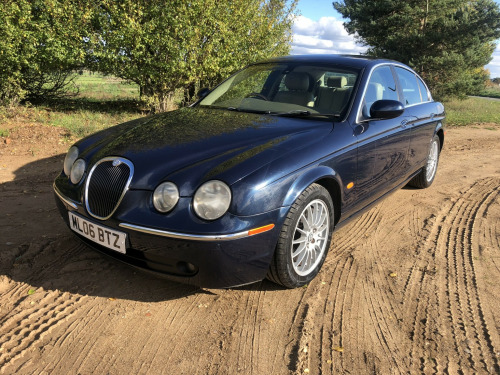 Jaguar S-TYPE  V6 SE 