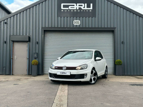 Volkswagen Golf 2.0 TSI GTI