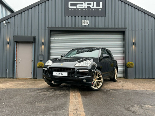 Porsche Cayenne  4.8 Turbo 