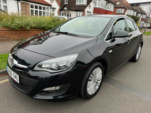 Vauxhall Astra  1.4i Excite Euro 6 5dr