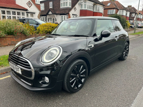 MINI Hatch  1.5 Cooper Classic Steptronic Euro 6 (s/s) 3dr