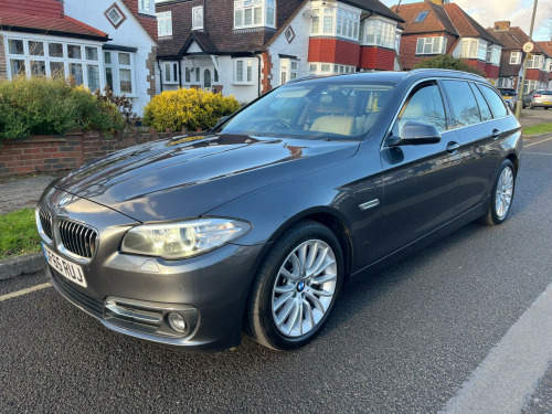 BMW 5 Series  3.0 530d Luxury Touring Auto Euro 6 (s/s) 5dr 