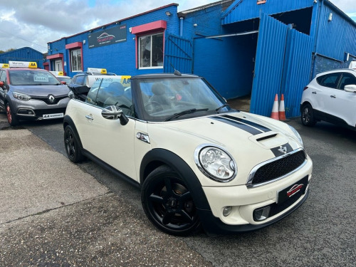 MINI Convertible  1.6 Cooper S Convertible 2dr Petrol Manual Euro 5 