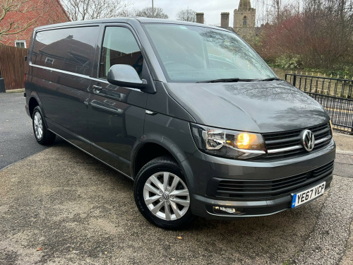 Volkswagen Transporter  2.0 TDI T30 BlueMotion Tech Highline FWD LWB Euro 6 (s/s) 5dr