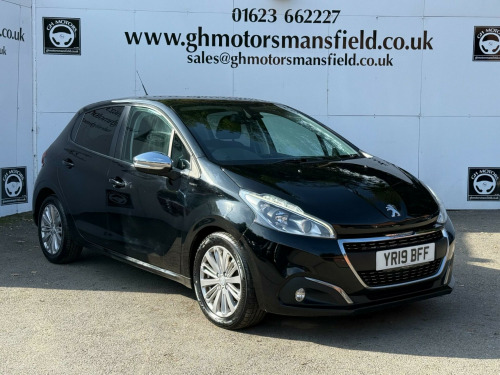 Peugeot 208  1.2 PureTech Signature Euro 6 (s/s) 5dr