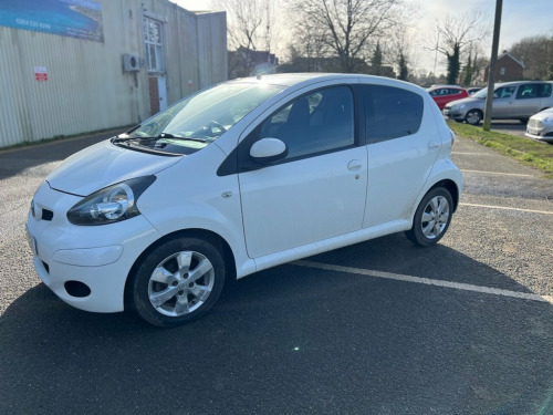 Toyota AYGO  1.0 VVT-i Go Hatchback 5dr Petrol Manual Euro 5 (6