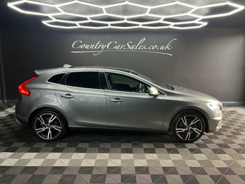 Volvo V40  2.0 T3 R-Design Edition Euro 6 (s/s) 5dr