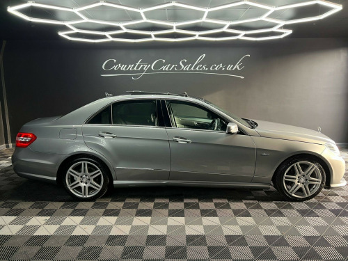 Mercedes-Benz E-Class E350 3.0 E350 CDI V6 BlueEfficiency Sport G-Tronic Euro 5 4dr