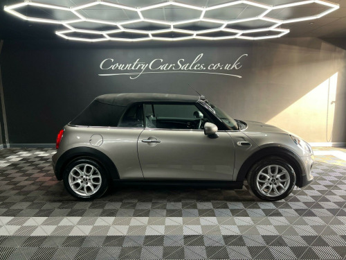 MINI Convertible  1.5 Cooper Euro 6 (s/s) 2dr