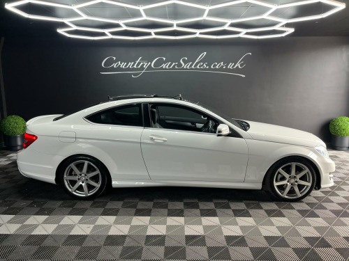 Mercedes-Benz C-Class C220 2.1 C220 CDI AMG Sport Edition G-Tronic+ Euro 5 (s/s) 2dr