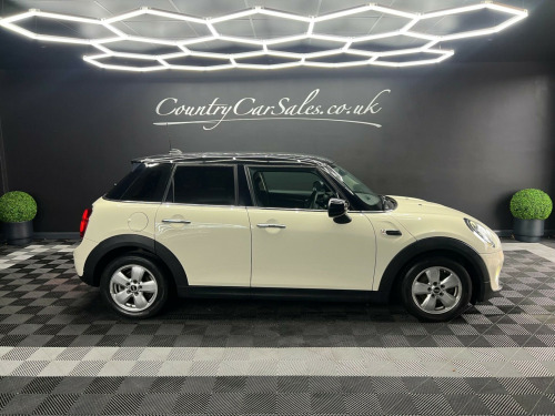 MINI Hatch  1.5 Cooper Classic Steptronic Euro 6 (s/s) 5dr