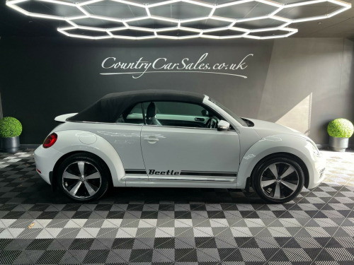 Volkswagen Beetle  2.0 TDI BlueMotion Tech Design Cabriolet Euro 6 (s/s) 2dr