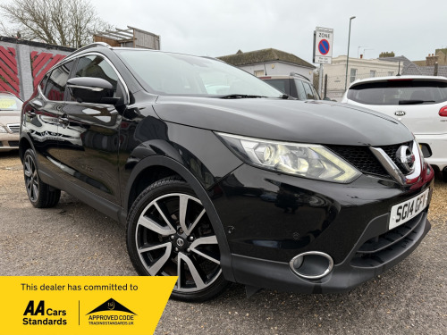 Nissan Qashqai  1.5 dCi Tekna SUV 5dr Diesel Manual 2WD Euro 5 (s/s) (110 ps)