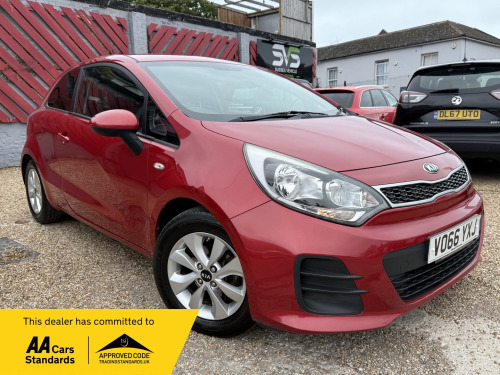 Kia Rio  1.25 SR7 Hatchback 3dr Petrol Manual Euro 6 (84 bhp)