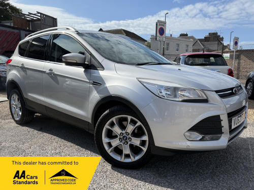 Ford Kuga  2.0 TDCi Zetec SUV 5dr Diesel Manual 2WD Euro 5 (140 ps)