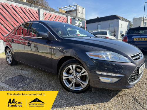 Ford Mondeo  2.0 TDCi Titanium X Business Edition Hatchback 5dr Diesel Manual Euro 5 (16