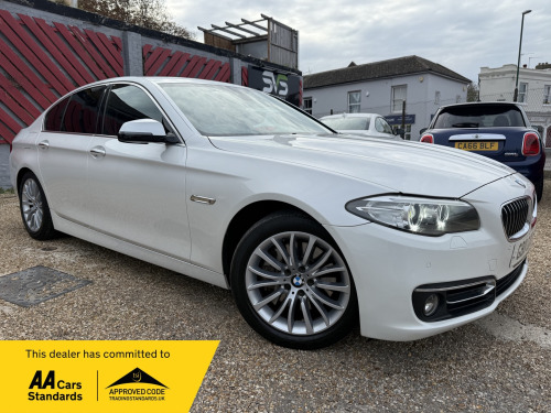 BMW 5 Series  3.0 530d Luxury Saloon 4dr Diesel Auto Euro 6 (s/s) (258 ps)