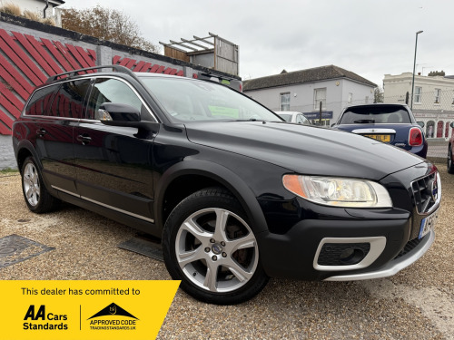 Volvo XC70  2.4 D5 SE Lux Estate 5dr Diesel Geartronic AWD Euro 5 (215 ps)